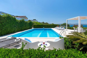 Splendida Villa con vista mozzafiato e piscina